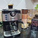 Machine à café avec bras automatique CM15